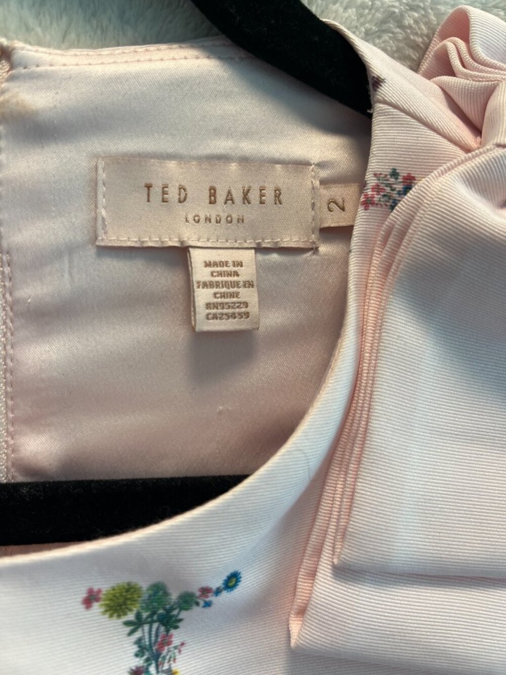 Ted Baker ZOWEY Unity Alphabet Floral Print Fit-Flare Mini Dress Size 2 (US 6) - Picture 5 of 8